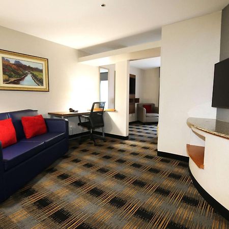 Baymont By Wyndham Lithia Springs Atlanta Hotel Exterior foto