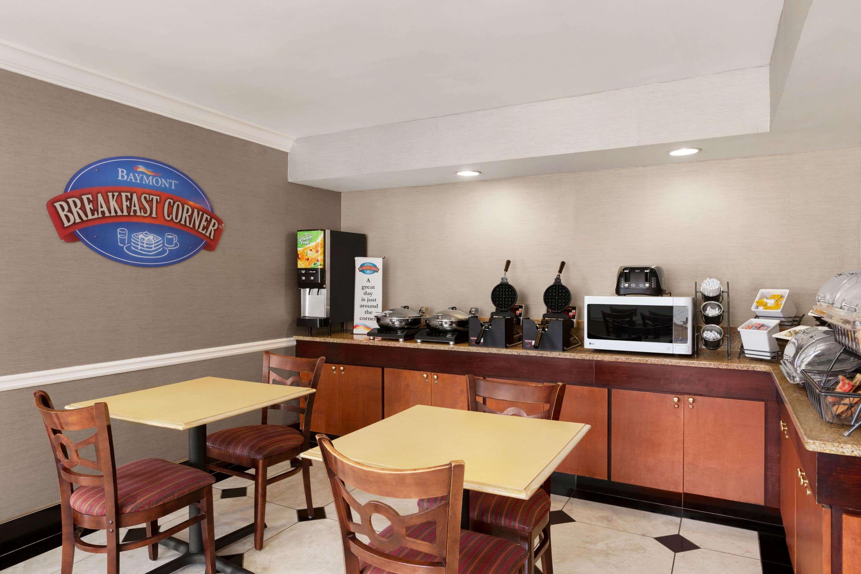 Baymont By Wyndham Lithia Springs Atlanta Hotel Exterior foto