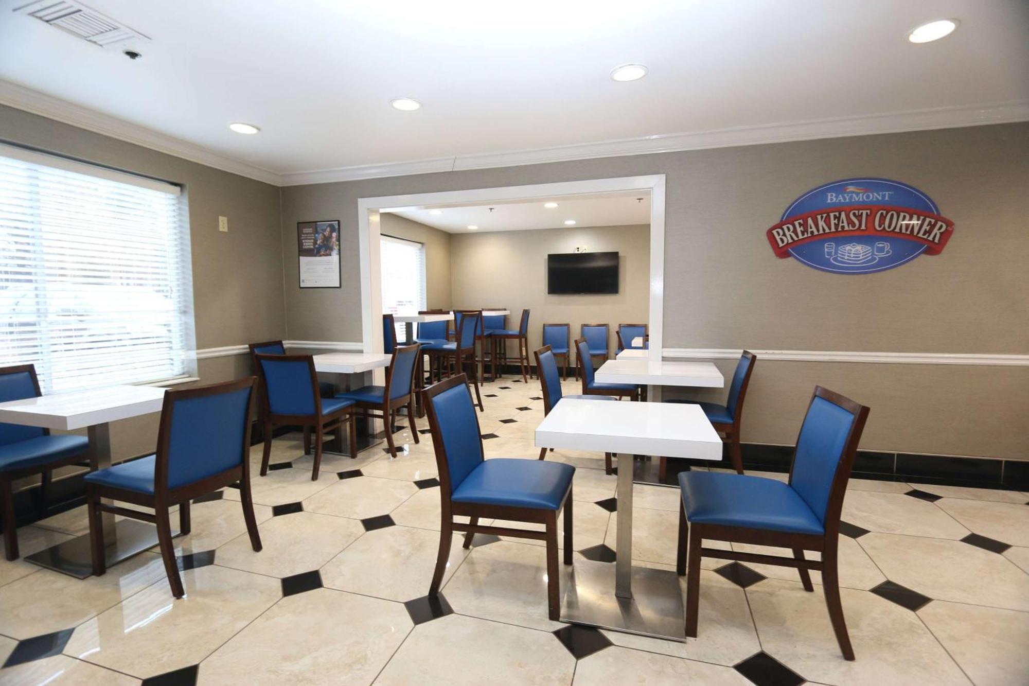 Baymont By Wyndham Lithia Springs Atlanta Hotel Exterior foto